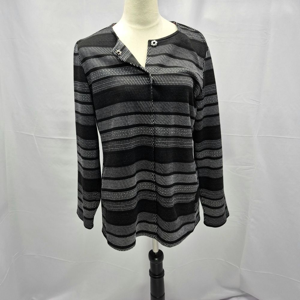 NWOT Chico's Black Gray Striped Jacket/Cardigan Lightweight Sweater Top Size 1. - Picture 1 of 9
